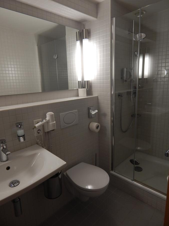Tagungshaus Himmelspforten - Self Check-In Вюрцбург Екстер'єр фото