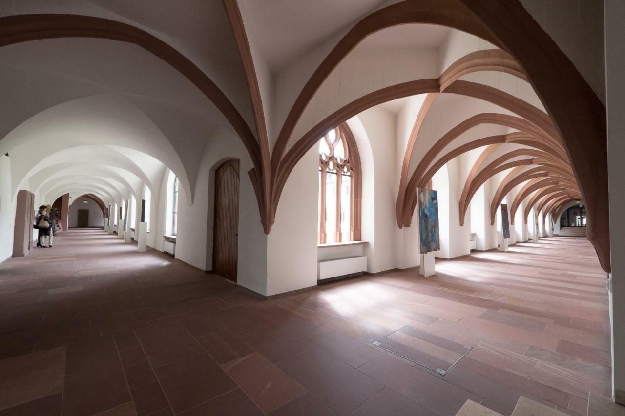 Tagungshaus Himmelspforten - Self Check-In Вюрцбург Екстер'єр фото